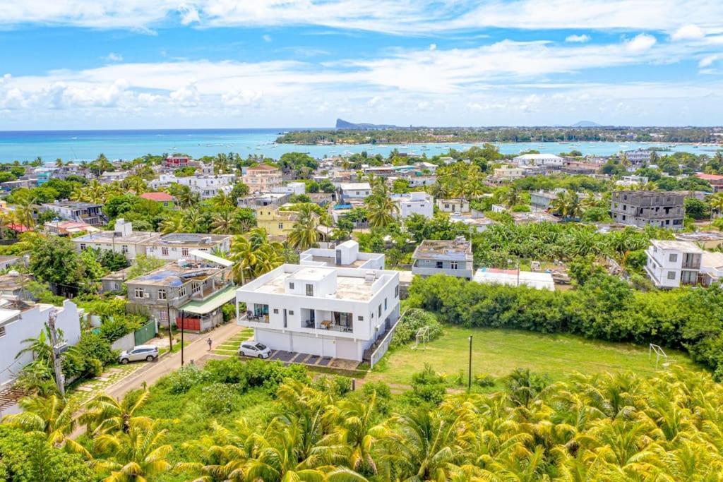 Lotus Lane Apartments Grand Baie Exterior foto